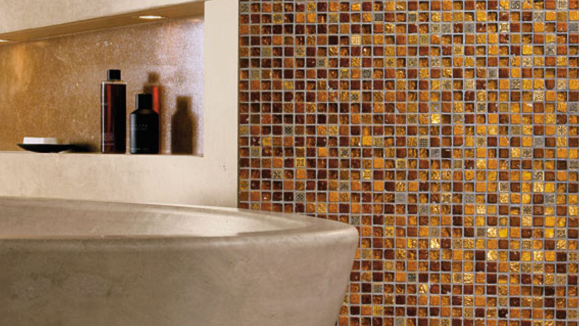 luxuriöse Mosaike für Ihr Badezimmer mit Gold