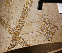 exklusive Fliesen mit Gold